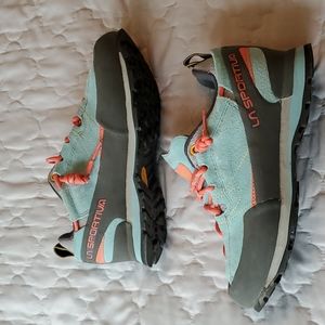 LA Sportiva Women's Hiking Shoes